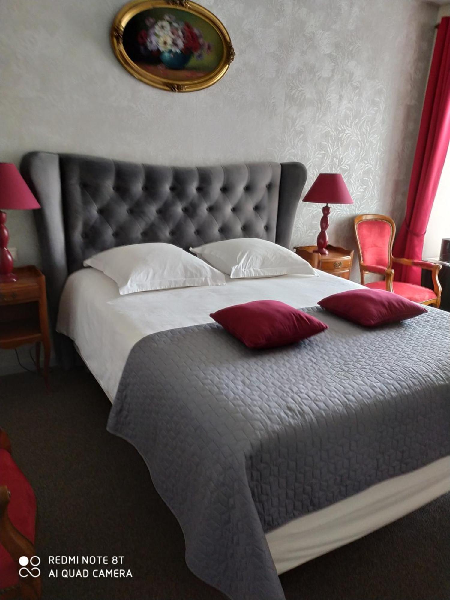 Manoir La Haie Chapeau Saint-Thurial Exterior photo