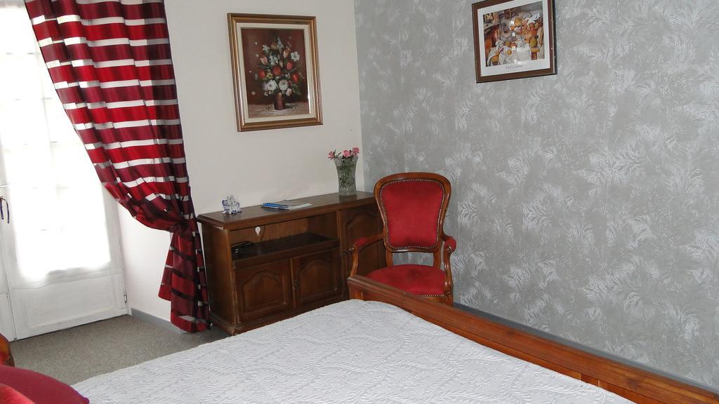 Manoir La Haie Chapeau Saint-Thurial Room photo